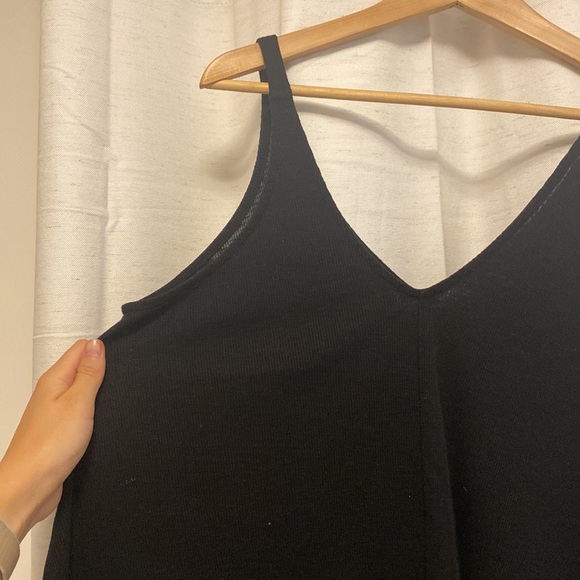 FREE PEOPLE Flowey Black Tank S - Picture 2 of 5